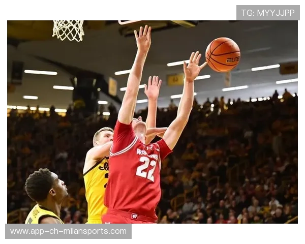 勇士悄悄试训新内线：身高 2 米 21