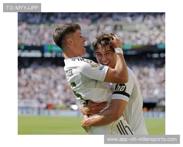 皇马目标拜仁26岁中卫，2进2出助力豪掷1.1亿重建，皇马两回合5_0拜仁