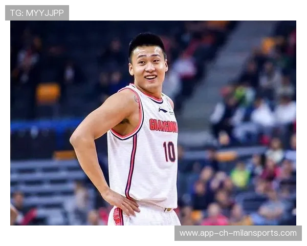 赵睿加盟首钢训练 球迷期待激增，赵睿cba首秀