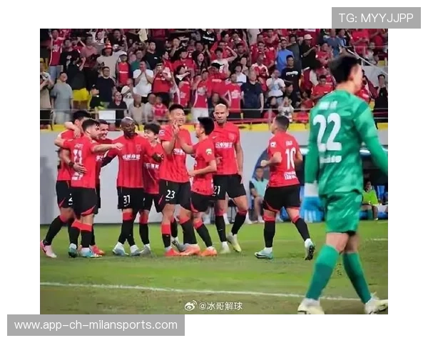 成都蓉城零罚分优势领跑第一梯队，费利佩进球效率达巅峰